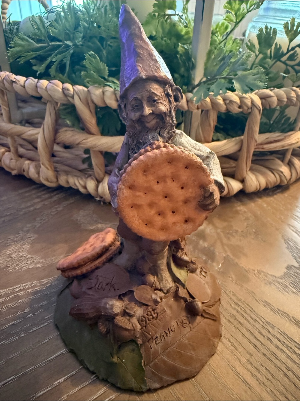 TOM CLARK VINTAGE 1985 PEANUT GNOME 56 Cairn Studio Retired #77